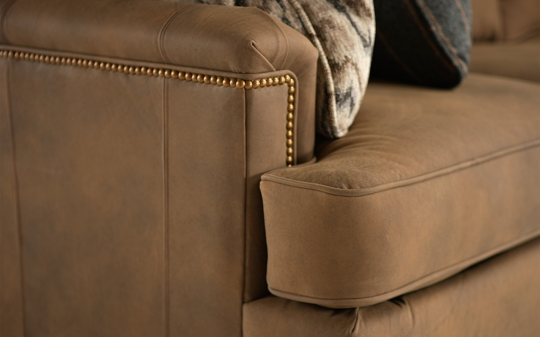 7000 Sectional - Image 5