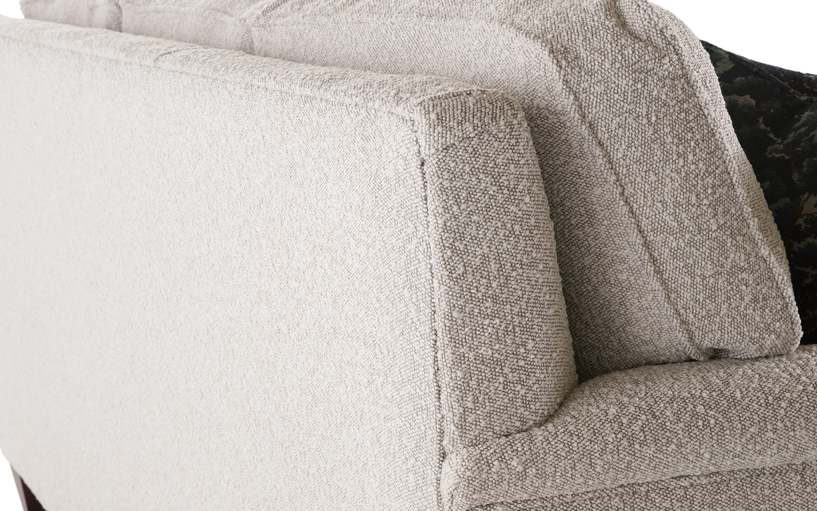 7000 Sofa - Image 4